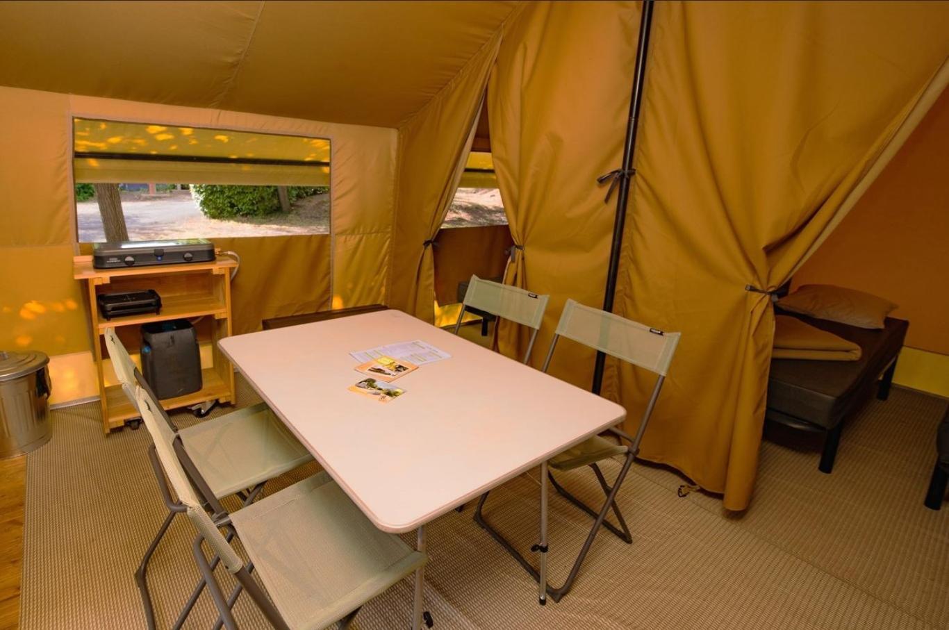 Camping Onlycamp Les Berges De L'Yonne Hotel Coulanges-sur-Yonne Kültér fotó